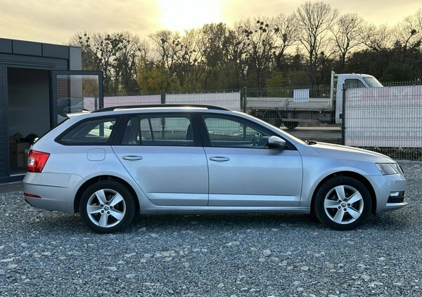 Skoda Octavia cena 62900 przebieg: 85800, rok produkcji 2020 z Wojkowice małe 277